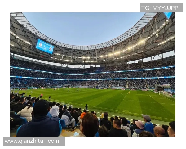 大连体育场激情四溢足球比赛盛况回顾与精彩瞬间分享